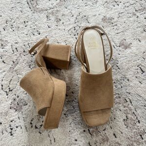 Oasis Society | Block Heel Mules